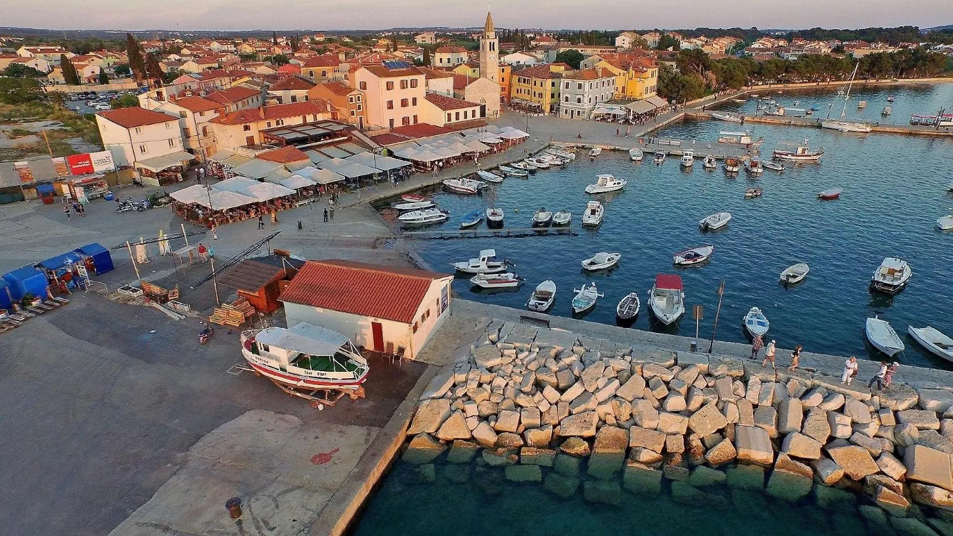 Ferienwohnung Fuer 3 Personen Ca 40 Qm In Fazana, Istrien Istrische Riviera 0*, Fazana